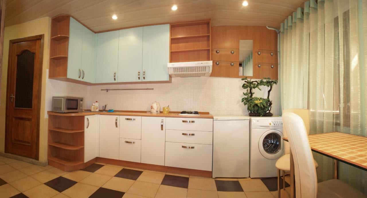 Apartment In The City Center Dnipro Eksteriør bilde
