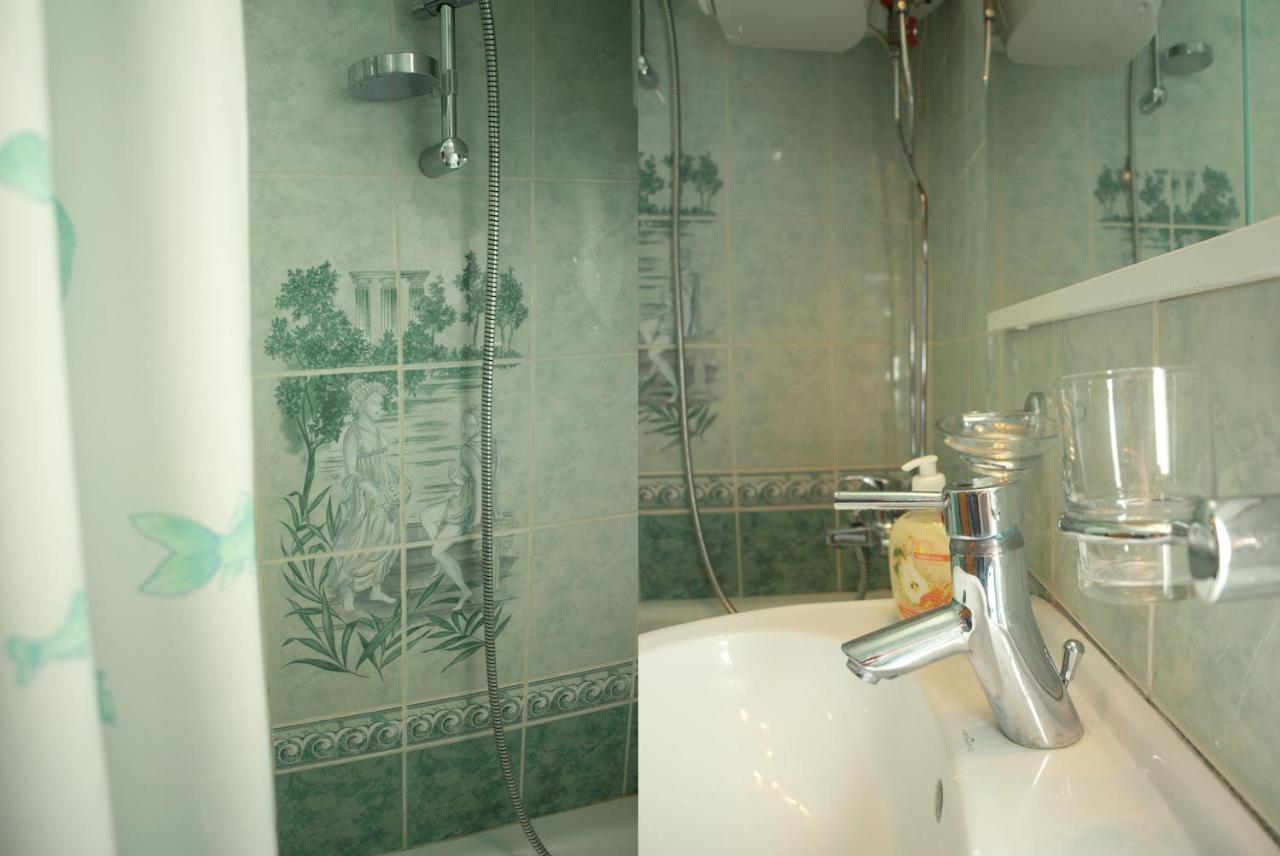 Apartment In The City Center Dnipro Eksteriør bilde