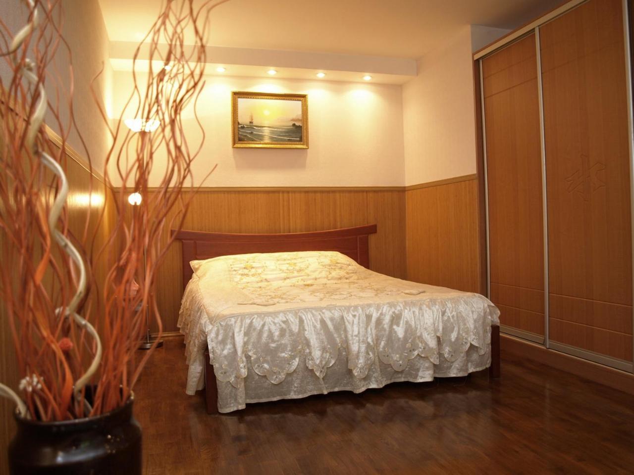 Apartment In The City Center Dnipro Eksteriør bilde